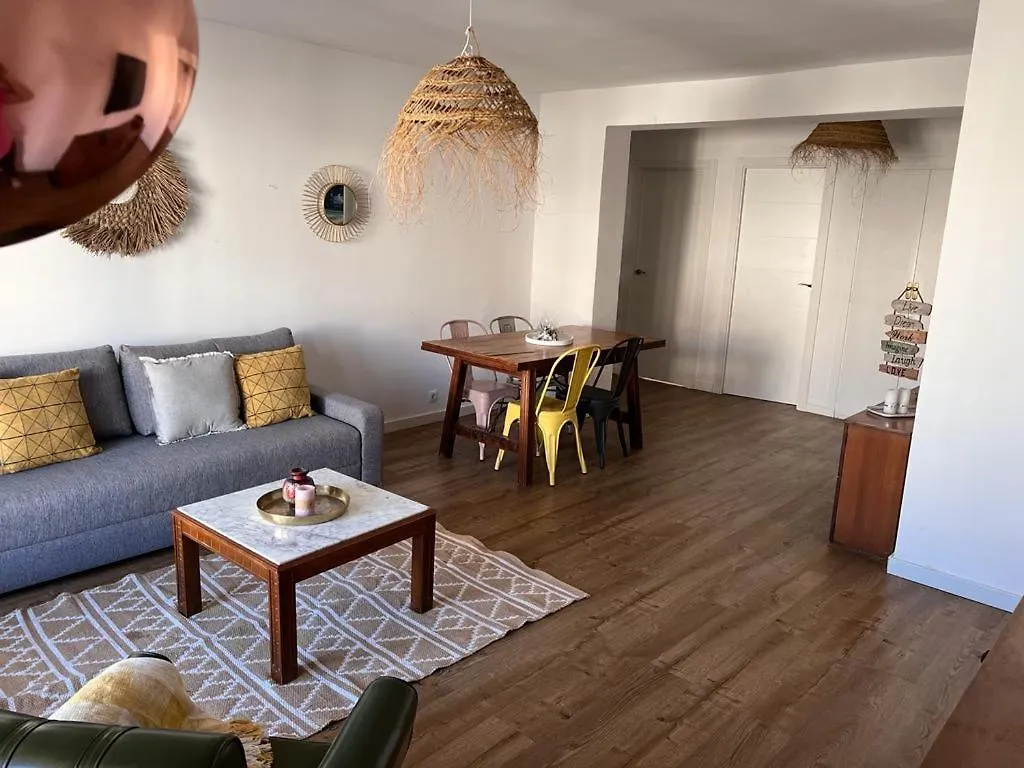 아파트 Superbe Appartement Vue Sur Mer 살루